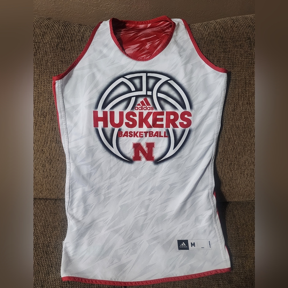 Mens Reversable Adidas Huskers White and Red Basketball Jersey SZ.Med